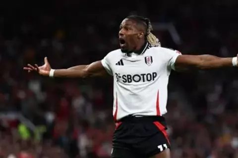 تقارير: أداما تراوري ينتقل إلى نادي العلا السعودي